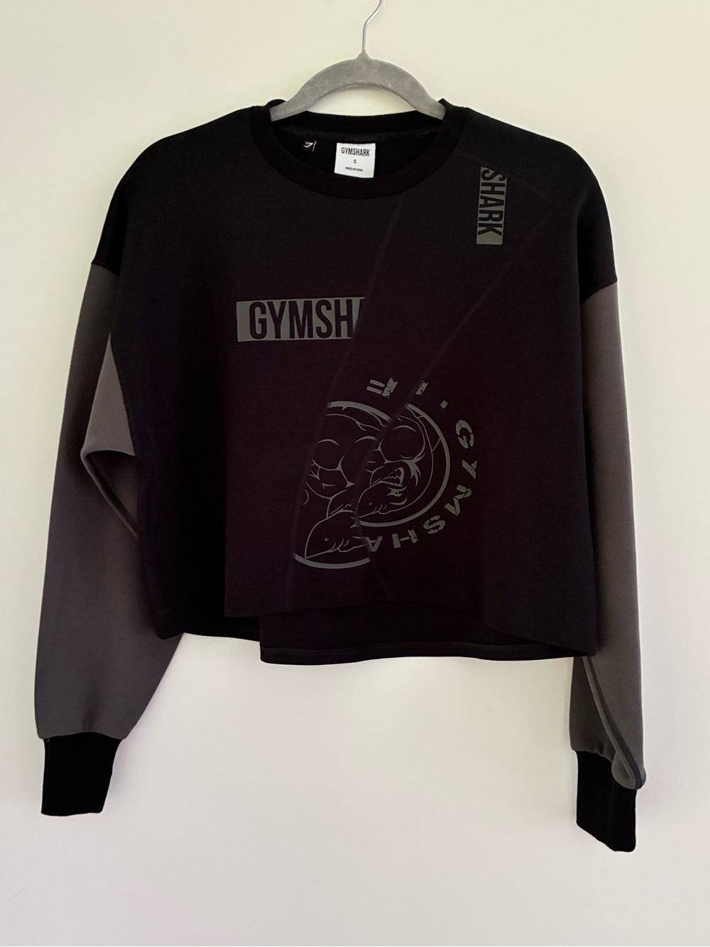 Gym Shark Limited Edition Legacy Graphic Mixed Media Crop Crewneck Pullover S